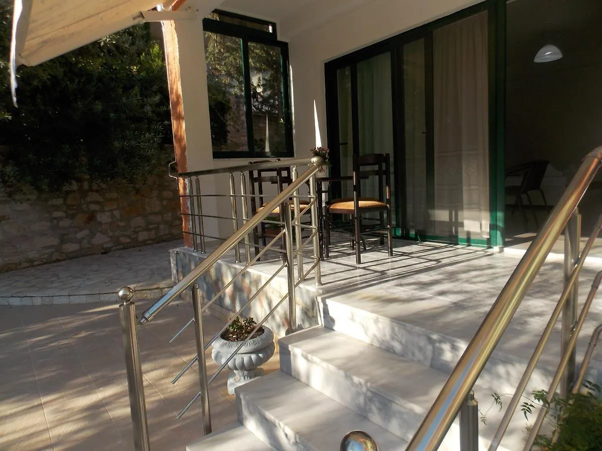 Elvin Apartments Sarande